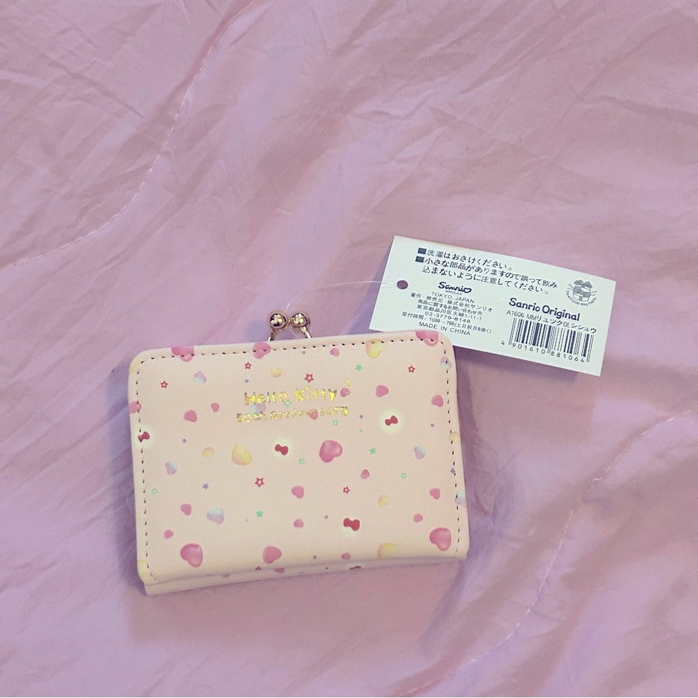 Hello Kitty 50th Anniversary Wallet - Picture 2 of 6
